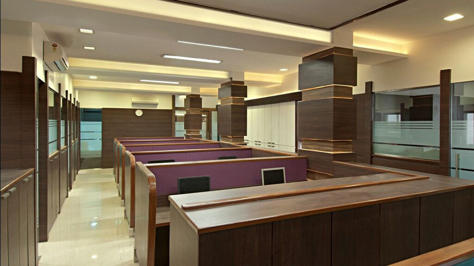 Hilden Office — commercial interior in Vile Parle, Mumbai